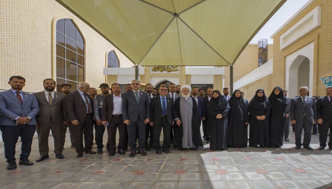 بالصور: ممثل المرجعية الدينية العليا يجري جولة ميدانية في جامعة الزهراء عليها السلام لمتابعة الأداء التعليمي والخدمي
