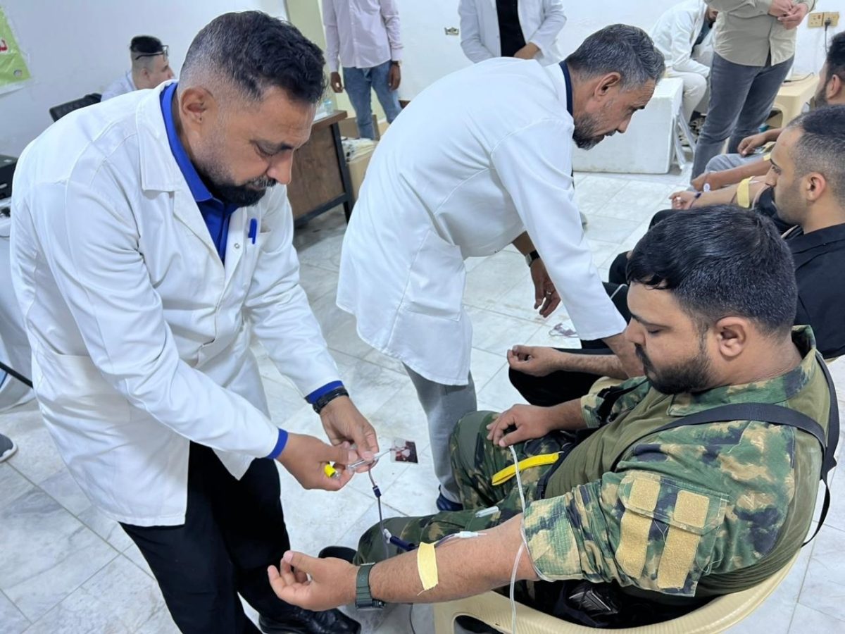 الحشد الشعبي في ذي قار ينظم حملة موسعة للتبرع بالدم