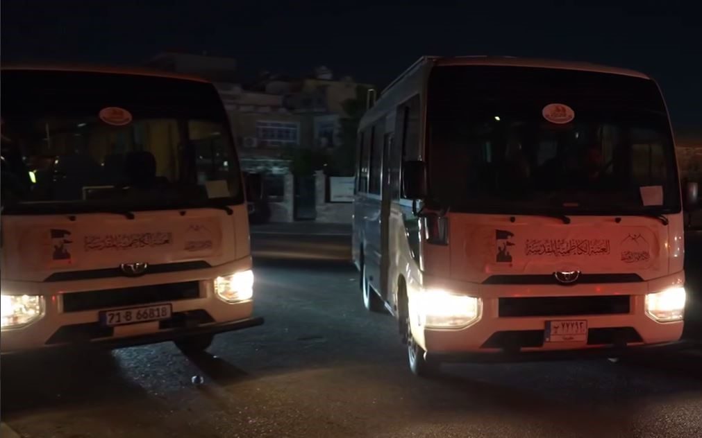 العتبة الكاظمية تستنفر حافلاتها لنقل المشيعين لجثمان الشهيد السيد الخامنئي مجانا