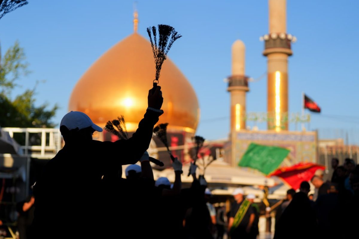 بالصور .. مرقد الإمامين العسكريين عليهما السلام يشهد إنطلاق المواكب العزائية بمناسبة ذكرى شهادة الإمام زين العابدين صلوات الله وسلامه عليه