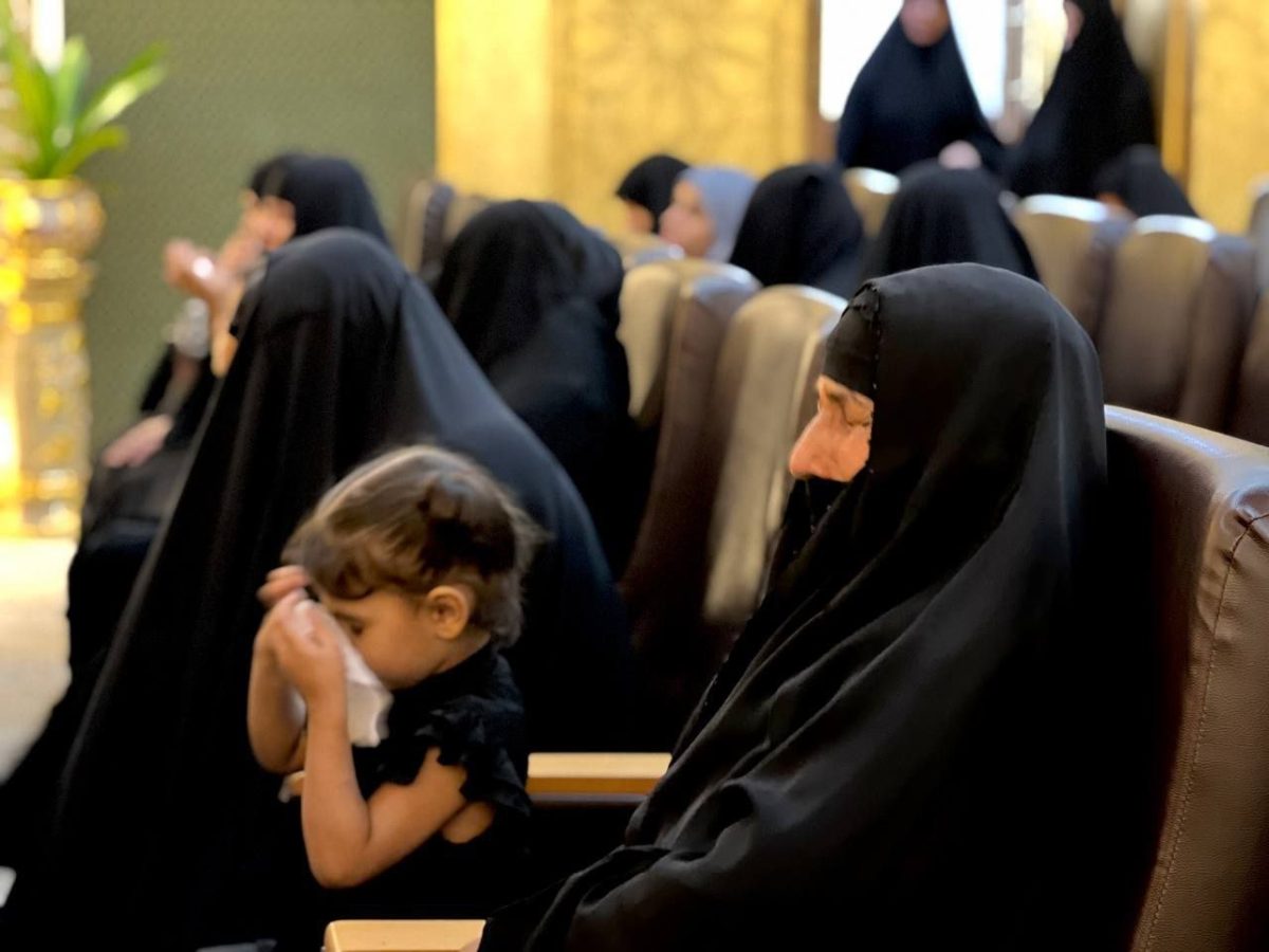 العتبة الحسينية المقدسة تنظم مجلسا مركزيا لنساء كربلاء بذكرى استشهاد الزهراء (عليها السلام)..