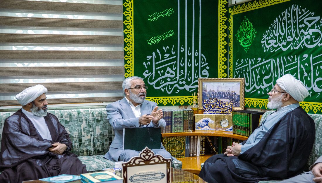 لبحث التحضيرات لألفية حوزة النجف الأشرف.. ممثل المرجعية الدينية العليا يستقبل الأمين العام للعتبة العلوية