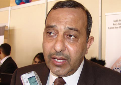 النائب سلمان الموسوي يشدد على ضرورة الاستفادة من موارد النفط لتطوير بقية القطاعات