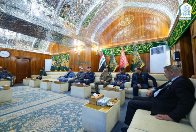 العتبة الكاظمية تستقبل قائد عمليات بغداد لمناقشة الخطة الامنية الخاصة بإحياء ذكرى شهادةِ الإمام محمد الجواد عليه السلام