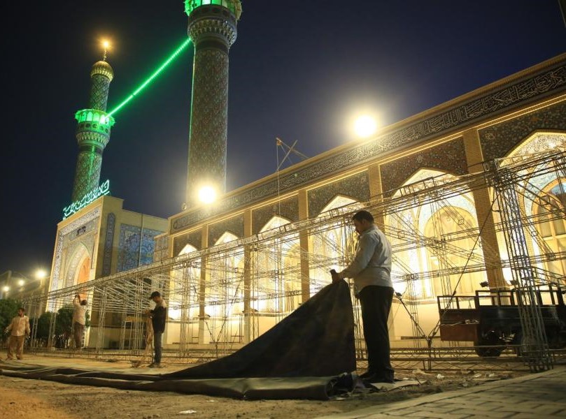 مسجد الكوفة ينهي استعداداته لإحياء ذكرى شهادة الإمام محمد الباقر ومسلم بن عقيل عليهما السلام