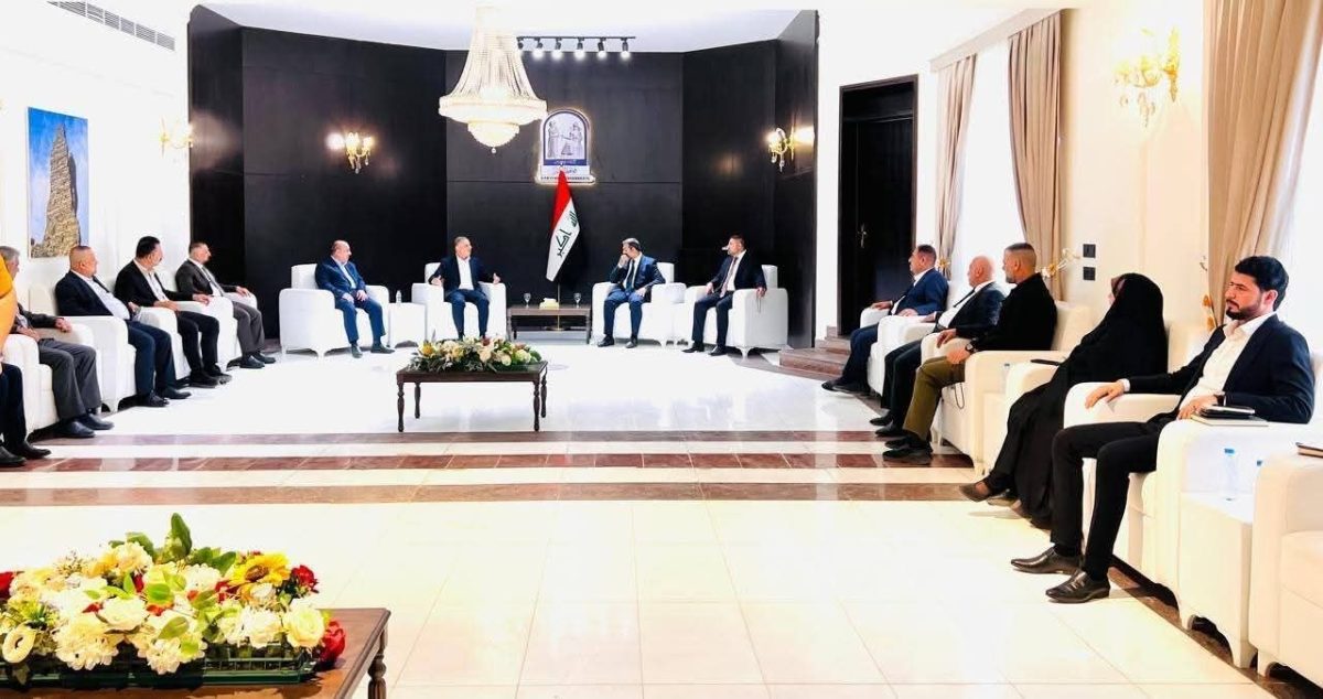 وزير الموارد المائية يزور محافظة بابل للإطلاع على الواقع المائي فيها