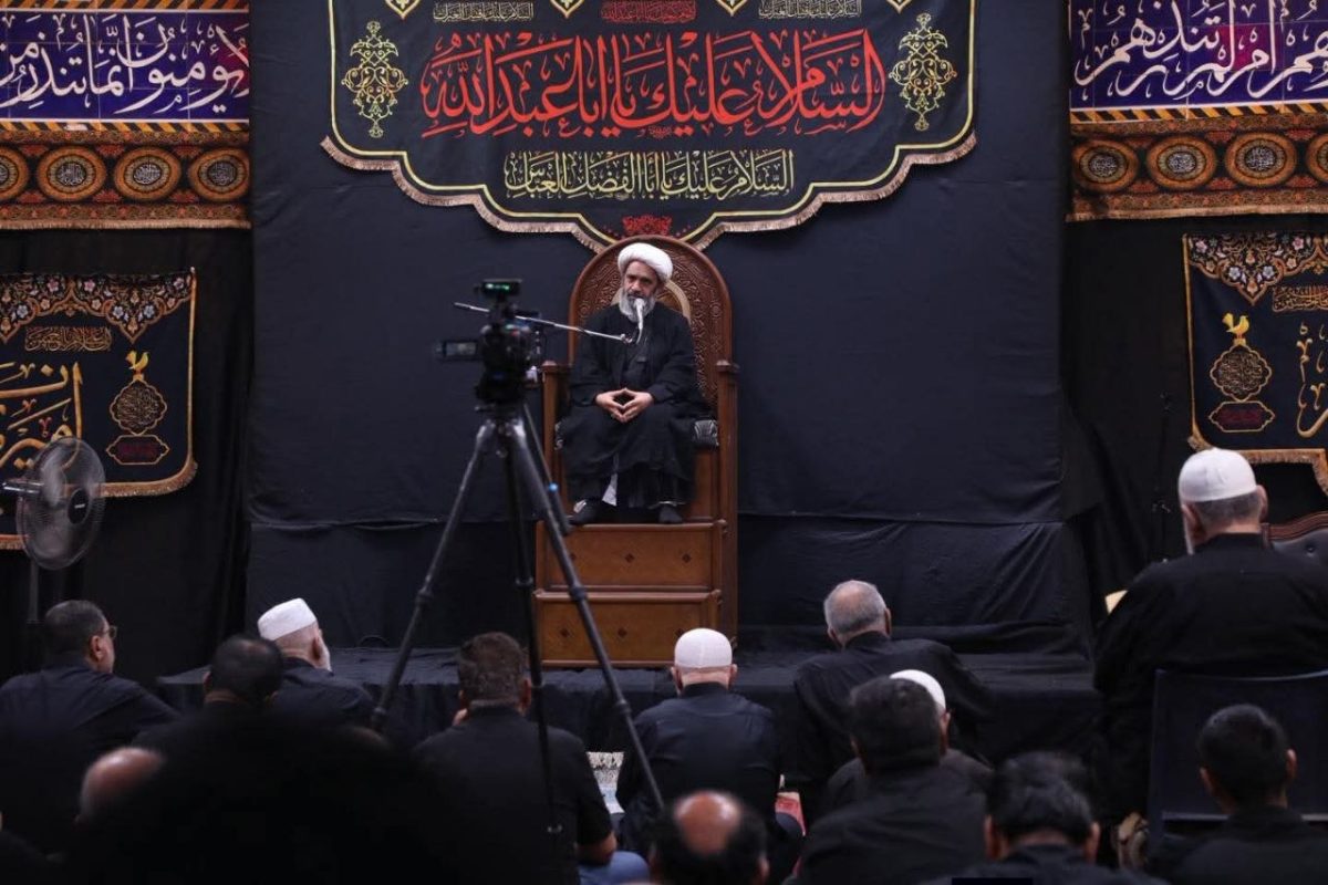 مستعرضا جانبا من واقعة الطف .. قسم الشؤون الدينية في العتبة الحسينية يقيم محاضرة دينية في مسجد وحسينية الهادي عليه السلام في العاصمة بغداد