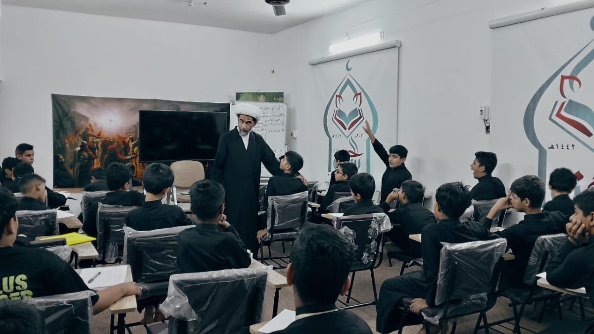 العتبة الحسينية تنظم ندوة شبابية في أبي الخصيب بالتعاون مع جمعية الإمام الحسين (ع) القرآنية
