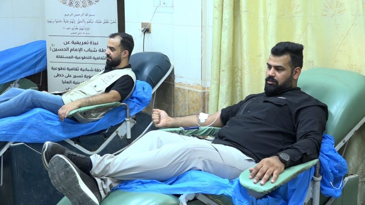 مركز الإرشاد الأسري التابع إلى العتبة الحسينية في الديوانية يساهم بحملة للتبرع بالدم لدعم مرضى الثلاسيميا