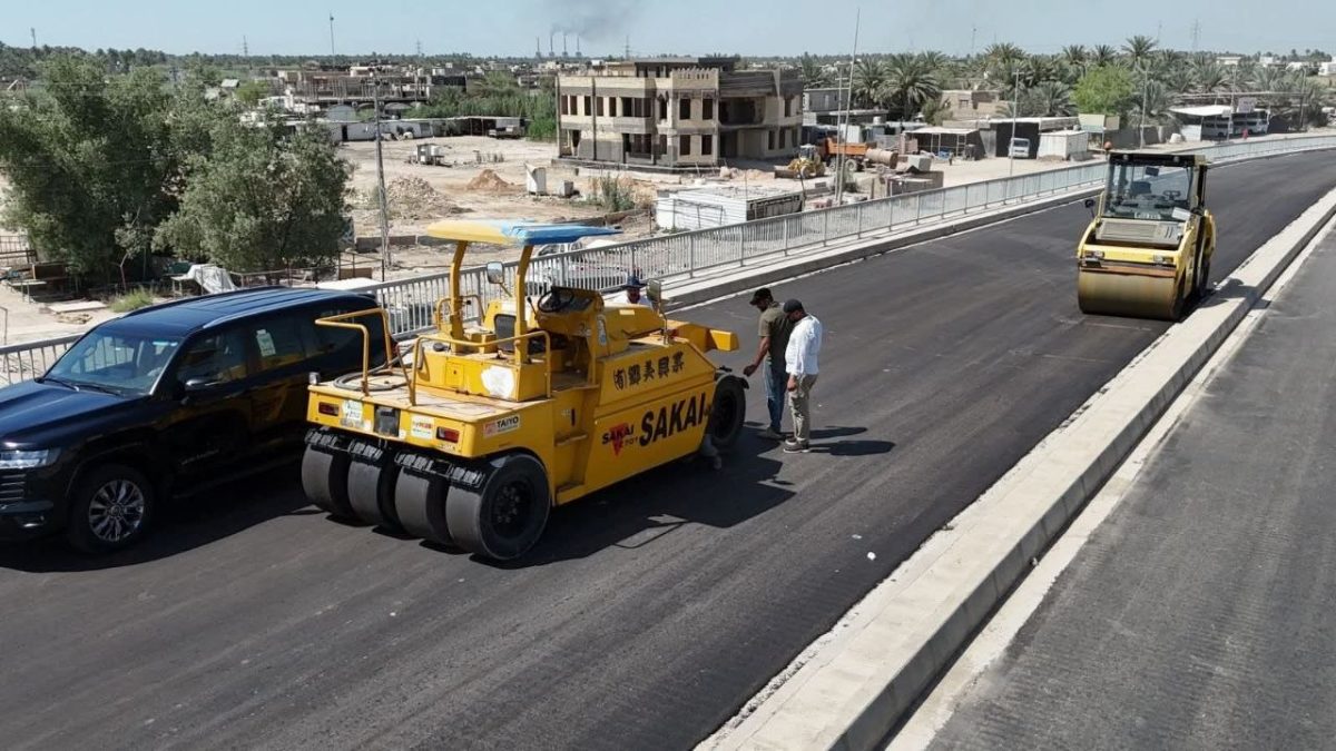 بوتير متصاعدة .. إستمرار الأعمال الإنشائية بمشروع الطريق الرابط بين محافظتي كربلاء المقدسة وبابل