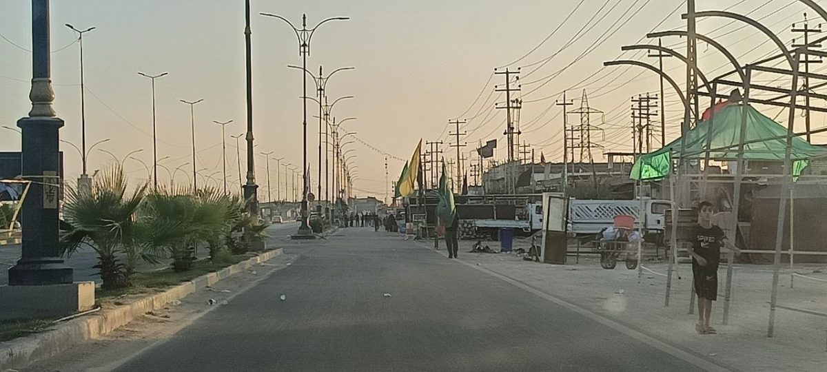 مع إقتراب موعد زيارة الأربعين .. حركة الزائرين تتصاعد على الطرق المؤدية إلى كربلاء المقدسة