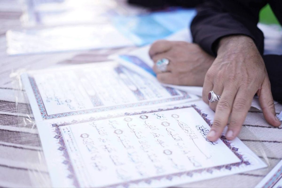 منارةٌ على طريق الزائرين: محطات قرآنية وفقهية لتصحيح العبادات في خدمة زائري كربلاء