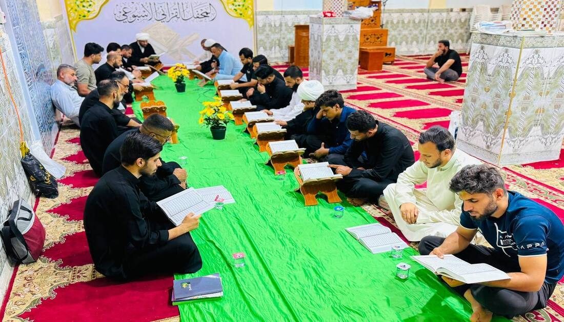 مجمع الإمام المنتظر عجل الله فرجه في ذي قار يقيم جلسة قرآنية في مدارس الإمام المنتظر الدينية