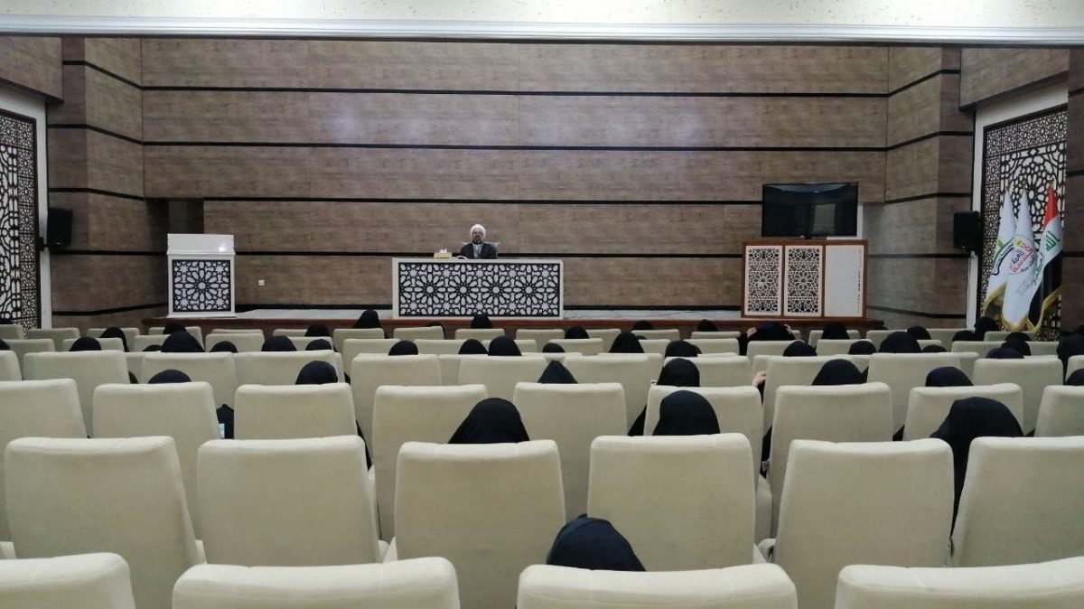 معهد العقيلة زينب عليها السلام.. صرح لإعداد مبلغات دينيات لنشر علوم أهل البيت عليهم السلام