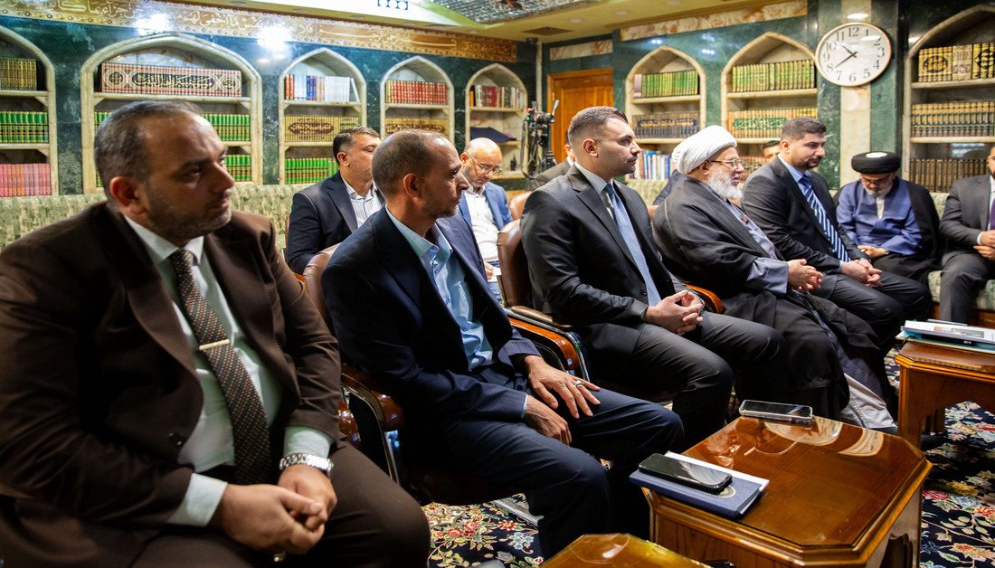 لعرض إنجازات شهري محرم وصفر .. ممثل المرجعية الدينية العليا يستقبل رئيس قسم إعلام العتبة الحسينية ومسؤولي الشعب ويشيد بجهود تغطية الزيارات