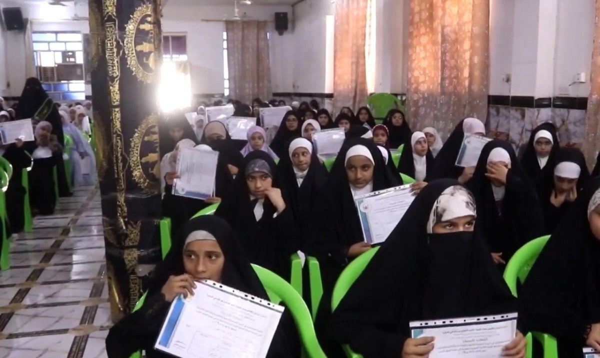 مدرسة العقيلة زينب (عليها السلام) التابعة إلى العتبة الحسينية في ذي قار تختتم فعاليات دوراتها الصيفية للبنات